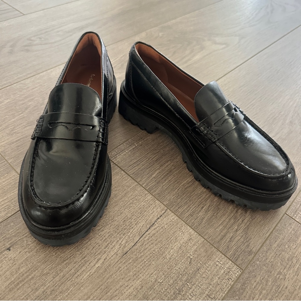 Reformation Agathea Loafer